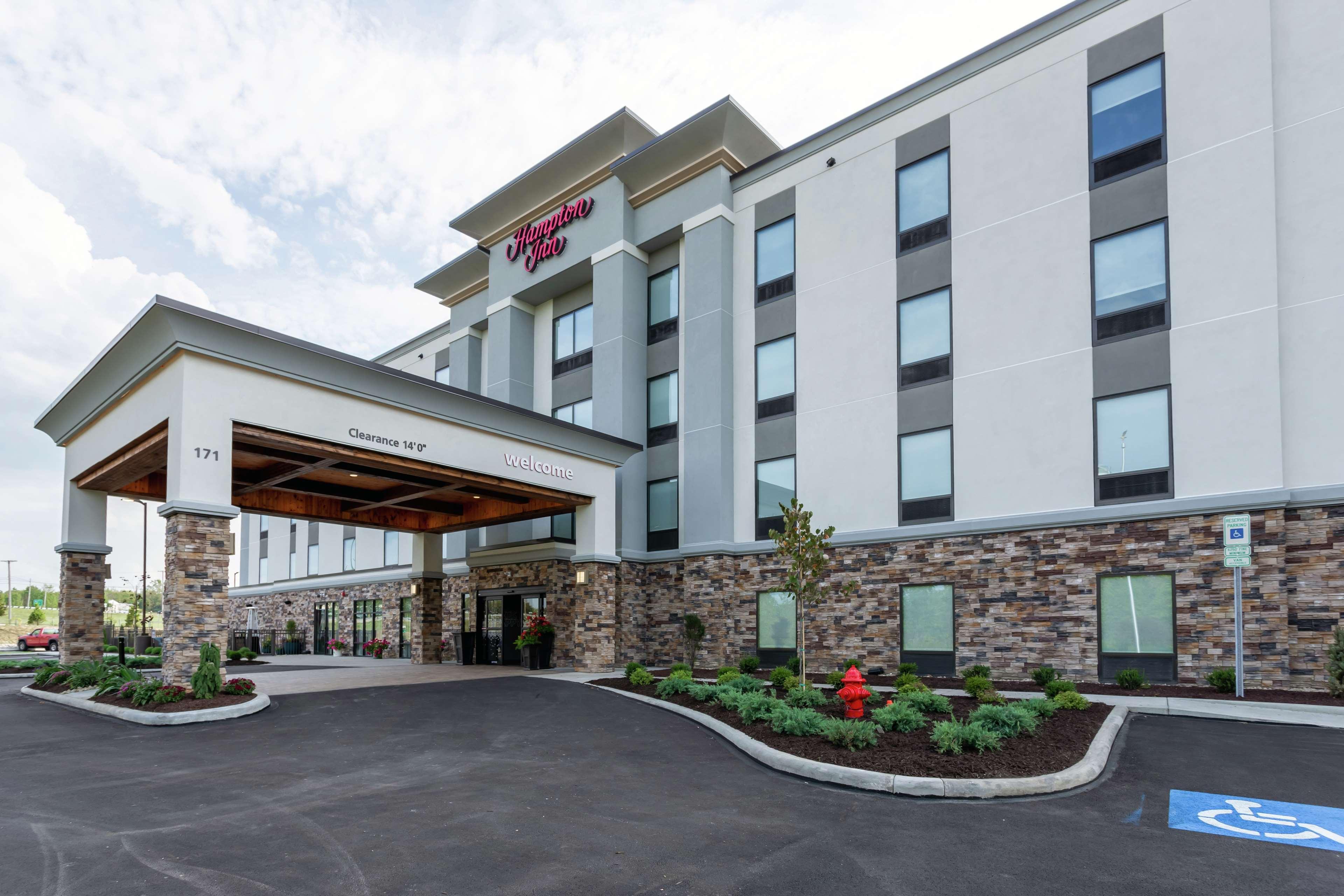 Hampton Inn Madison, Oh Exterior photo